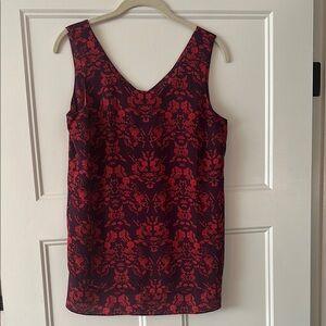 Cabi Graphic Red & Burgundy Sleeveless Tank Top.